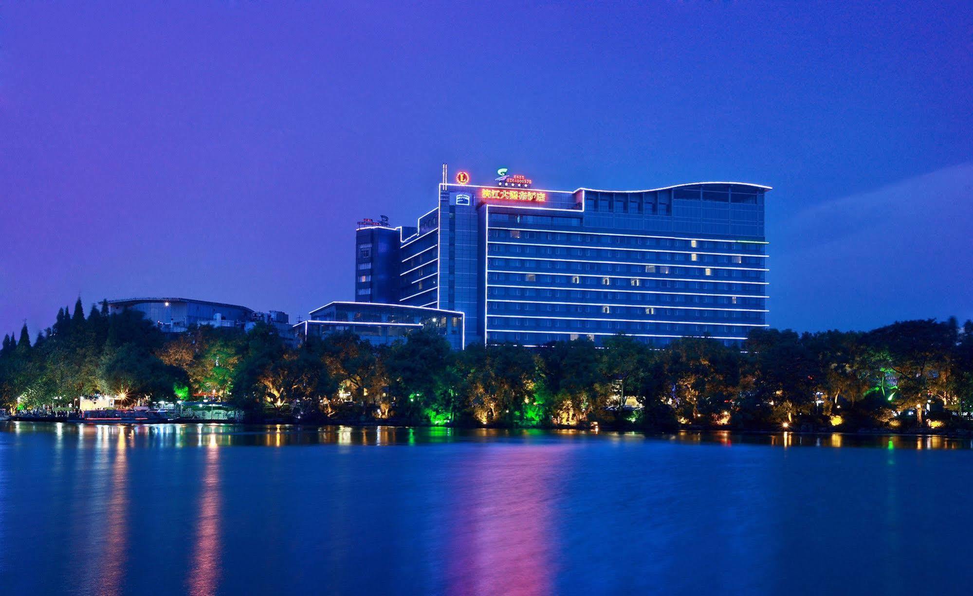 Lijiang Waterfall Hotel Guilin Dış mekan fotoğraf